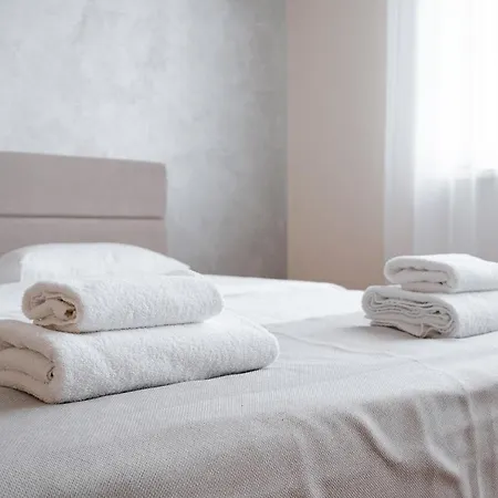 Cityapartments Kyiv Poznyaki *